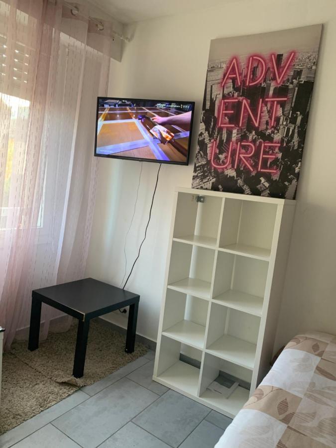 Studio A Mantes Kültér fotó