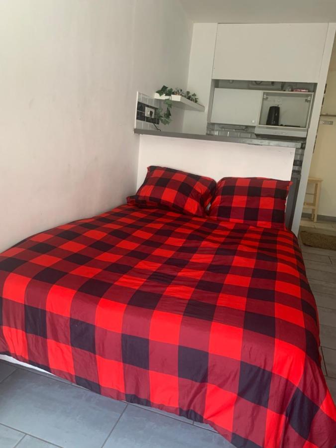 Studio A Mantes Kültér fotó